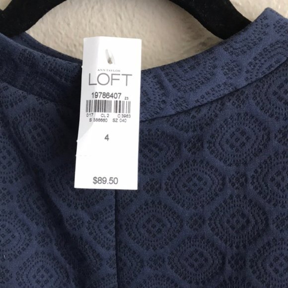 NWT LOFT Zipper Textured Dress Size 4 NAVY - Picture 6 of 7